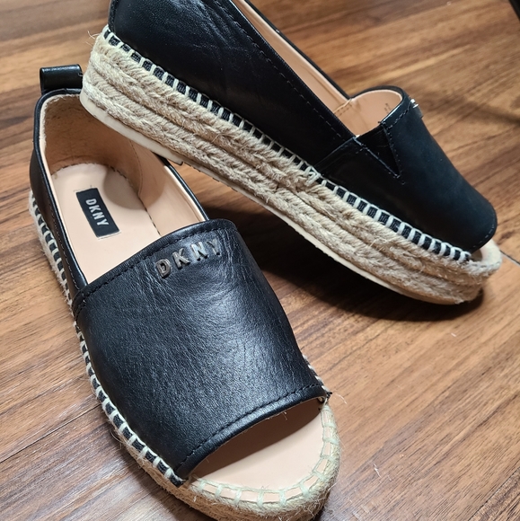 DKNY Shoes - DKNY BLACK ESPADRILLES